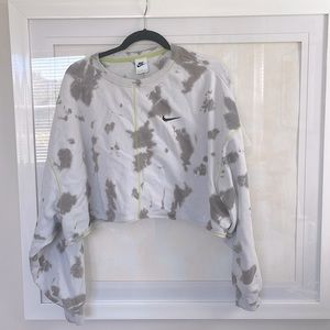 Nike Gray Tie-Dye Cropped Sweatshirt